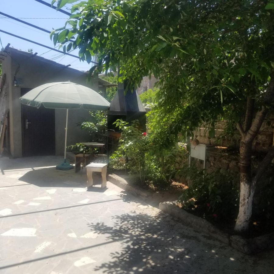 Maria Apartment Yerevan Exterior photo